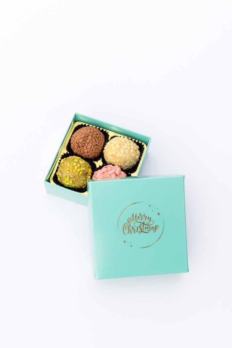 Box of 4 Brigadeiros <br> Merry Christmas!
