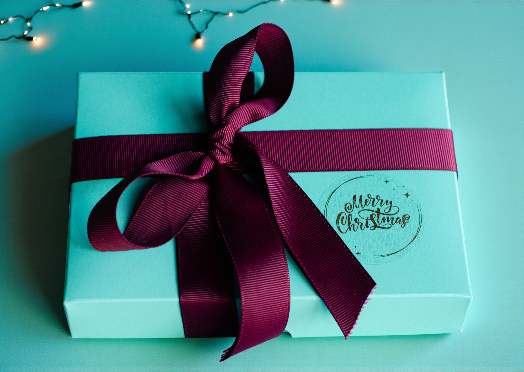 Box of 12 Merry Christmas with Burgundy Ribbon - Image 3